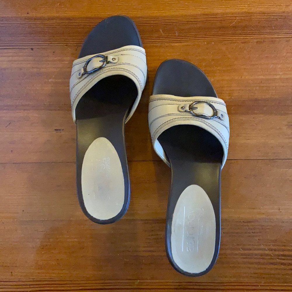 Aerology by AEROSOLES leather slide heels